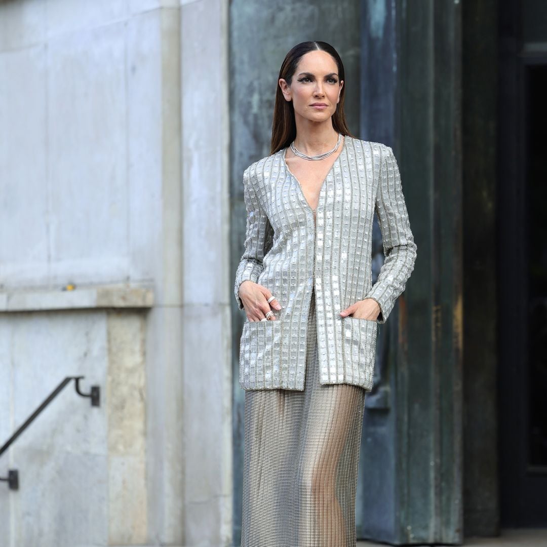 El look metalizado con pedrería de Eugenia Silva para deslumbrar desde el 'front row' de Giorgio Armani Privé