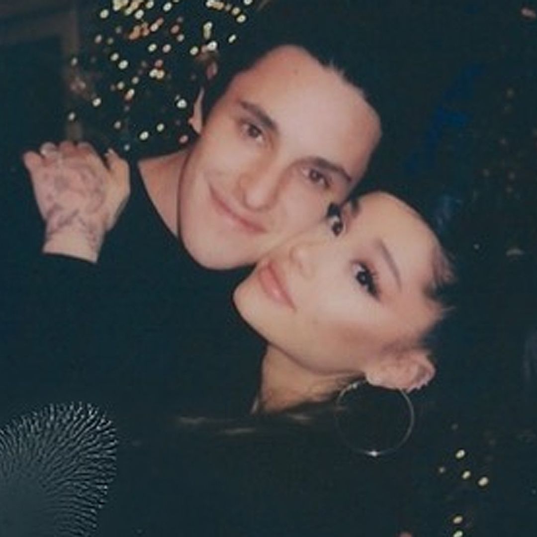 Ariana Grande y Dalton Gomez se dan el 'sí, quiero' en casa y con menos de 20 invitados