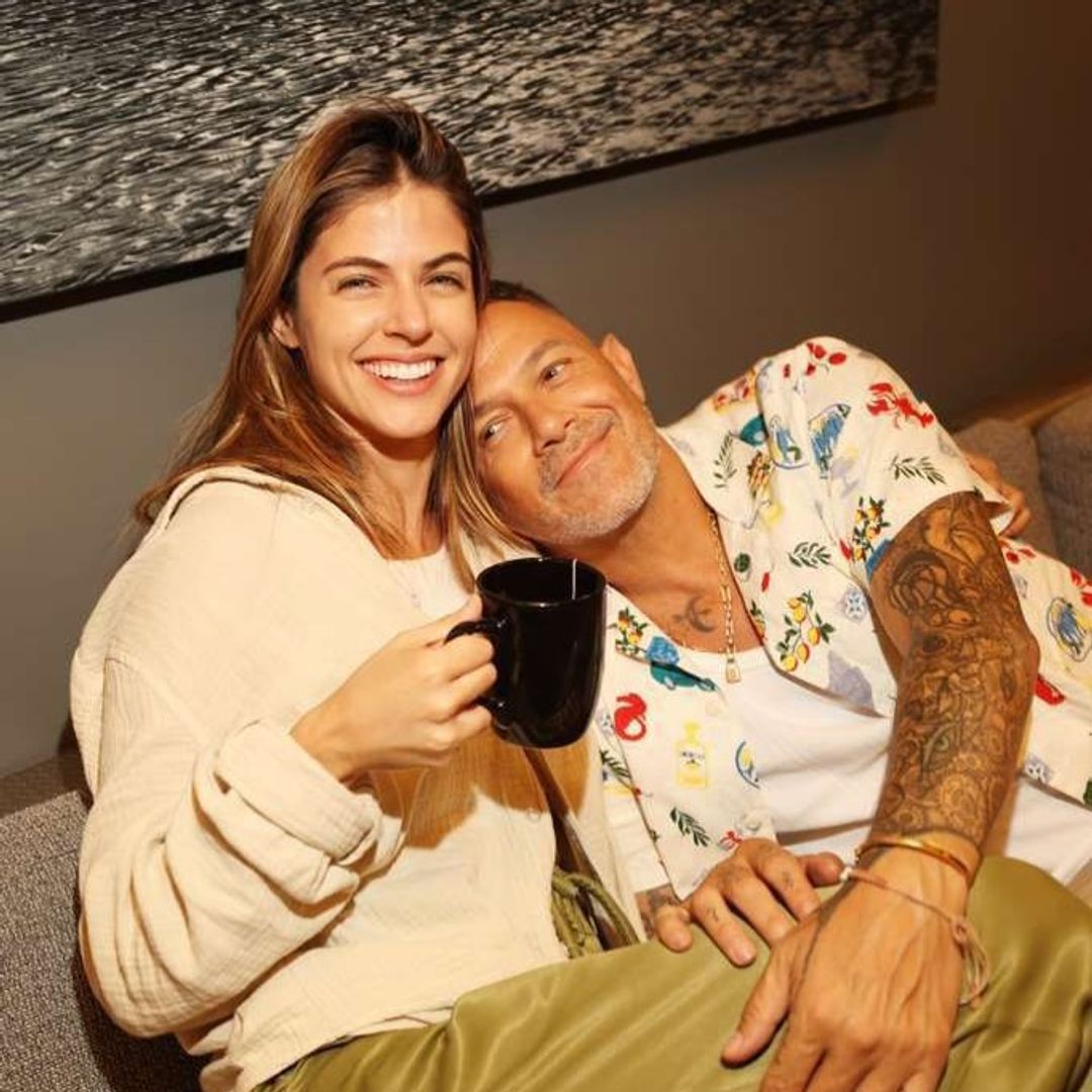 Las imágenes de Alejandro Sanz y Stephanie Cayo, de Miami a la tierra natal de la actriz entre declaraciones de amor
