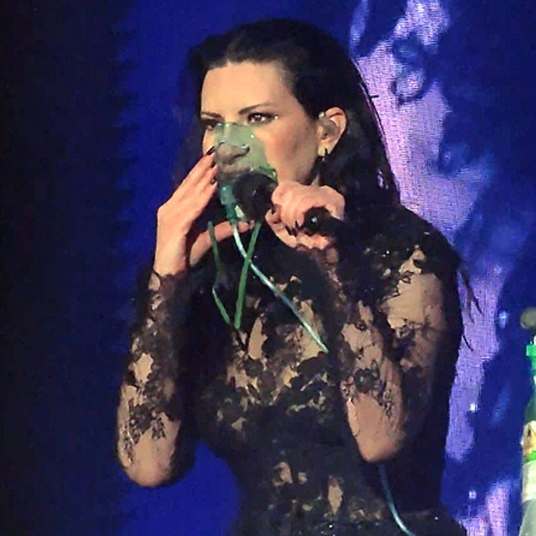 El motivo por el que Laura Pausini ha tenido que pedir una mascarilla de oxígeno en pleno concierto