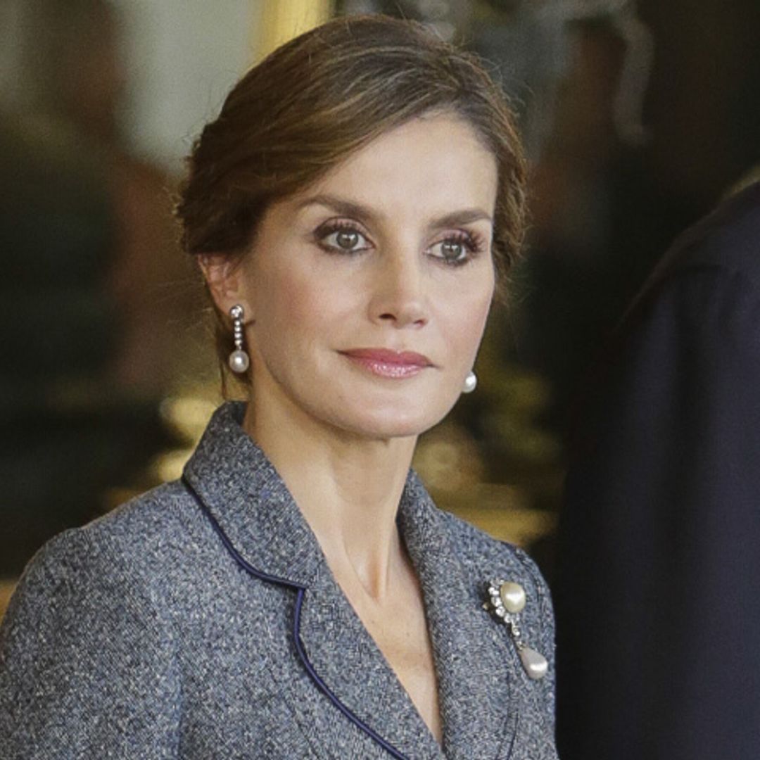 La reina Letizia, fiel a su peinado fetiche en las grandes citas