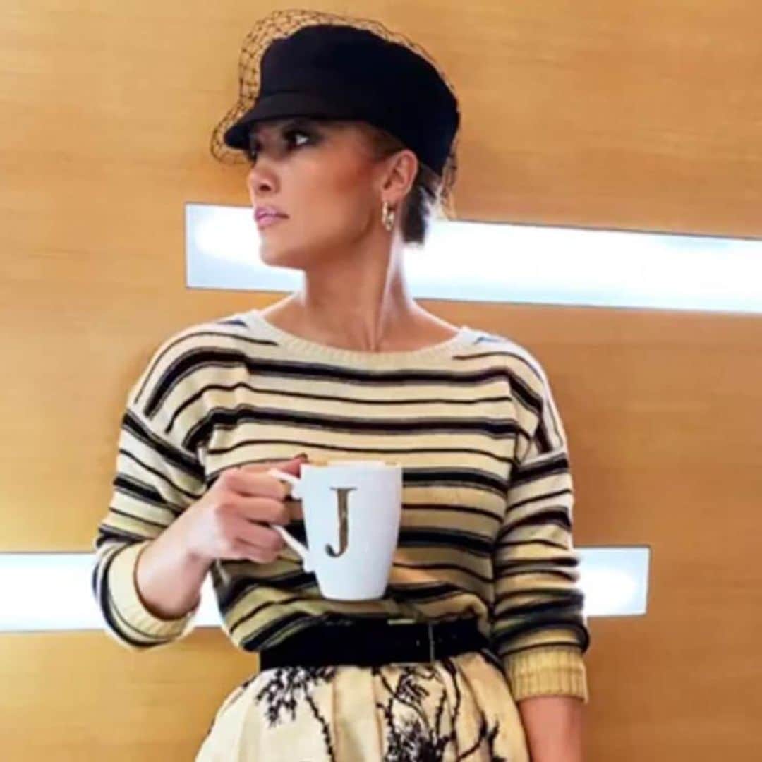 Salir airosa de un 'mix & match' no es fácil... pero Jennifer Lopez lo ha logrado