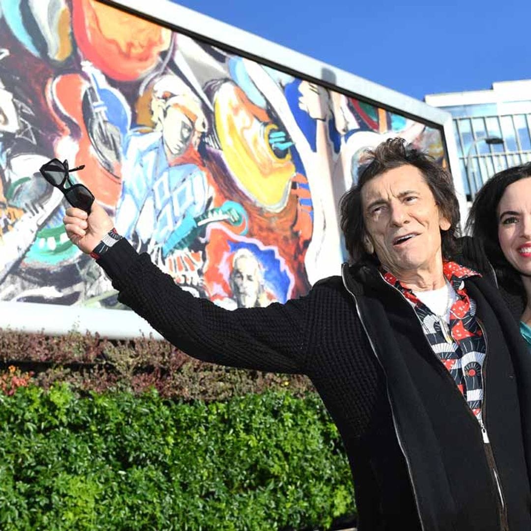 El emocionante regalo que Ronnie Wood, guitarrista de los Rolling Stones, entregará a Isabel II (y no tiene nada que ver con la música)