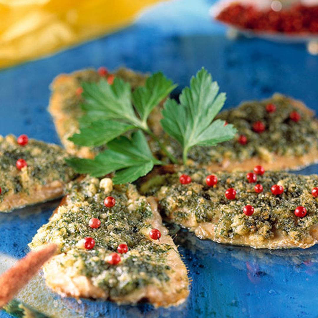 Sardinas al horno con costra de ajo y perejil