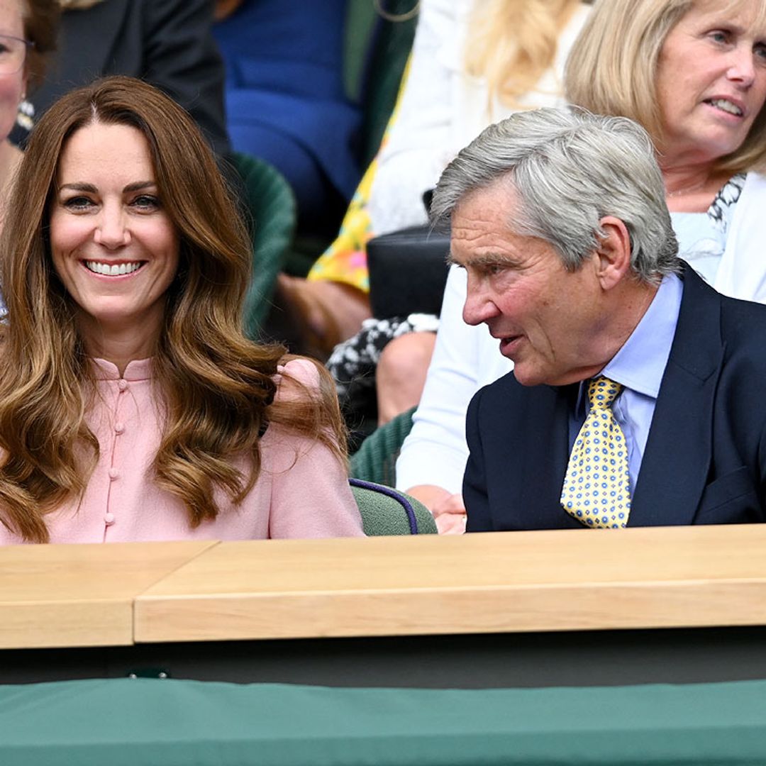 Kate Middleton comparte una fotografía de su infancia junto a su padre... ¡es la viva imagen de su hijo Louis!