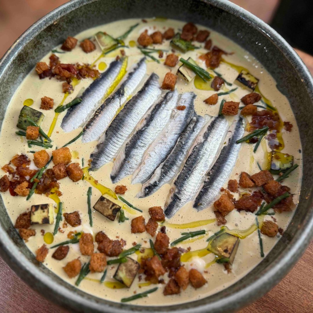 Boquerones en vinagre con salsa acevichada: aprende a hacer la receta de Álex Marugán que triunfa en verano