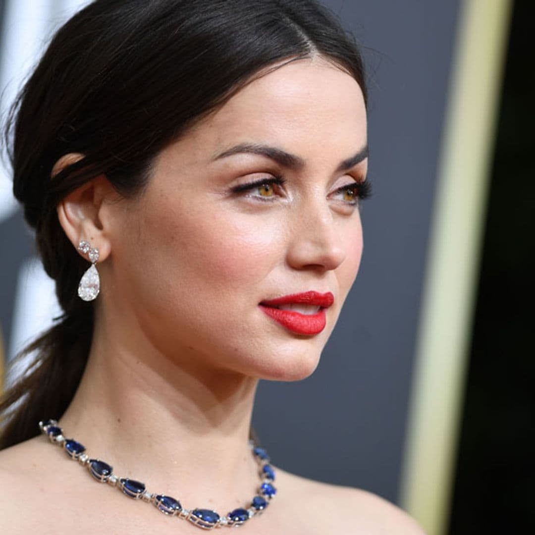 Para copiar la rutina 'beauty' de Ana de Armas solo necesitas estos 5 productos