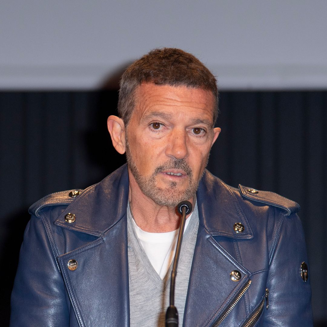 De Aitana a Antonio Banderas, todos se vuelcan con el accidente en Adamuz