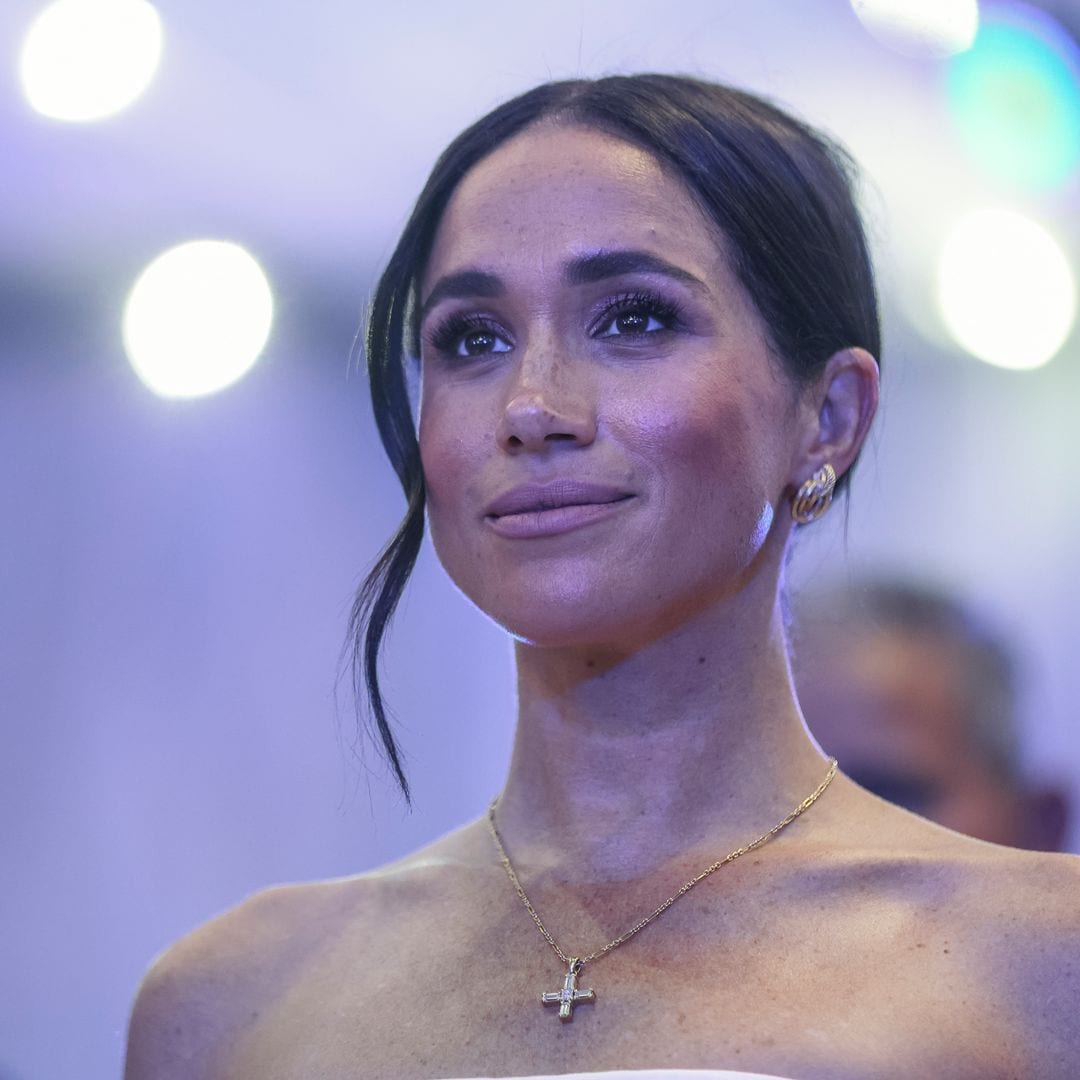 Meghan Markle se vio obligada a disculparse con sus fans por su más reciente error: 'Lo siento mucho'
