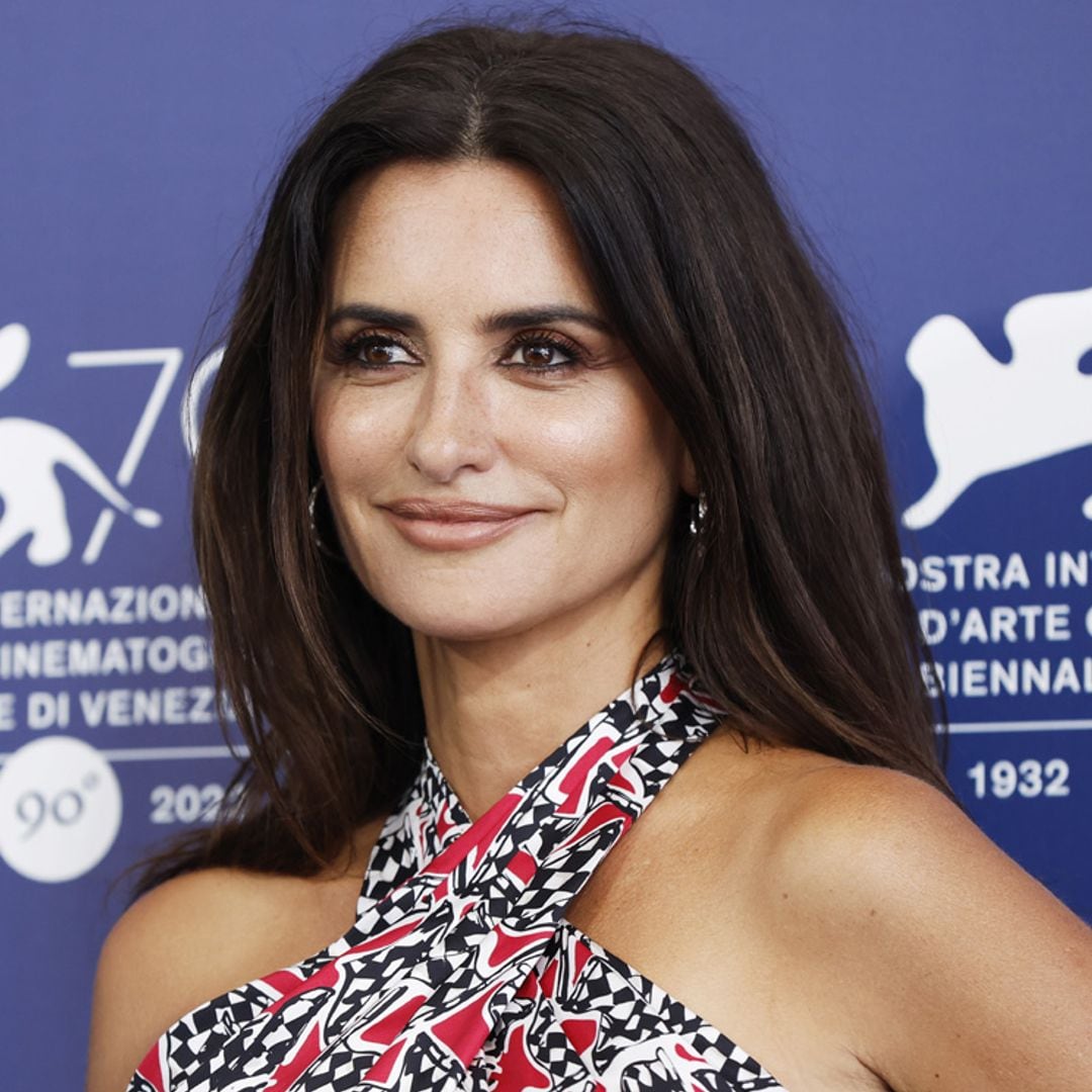 El look del día a la noche de Penélope Cruz en Venecia (con cambio de manicura incluido)