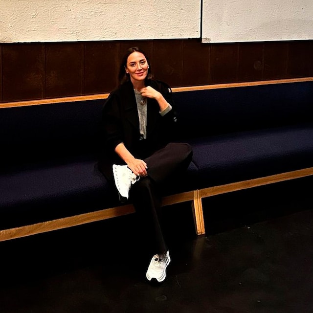 Tamara Falcó con zapatillas Loewe x On Cloudtilt 2.0