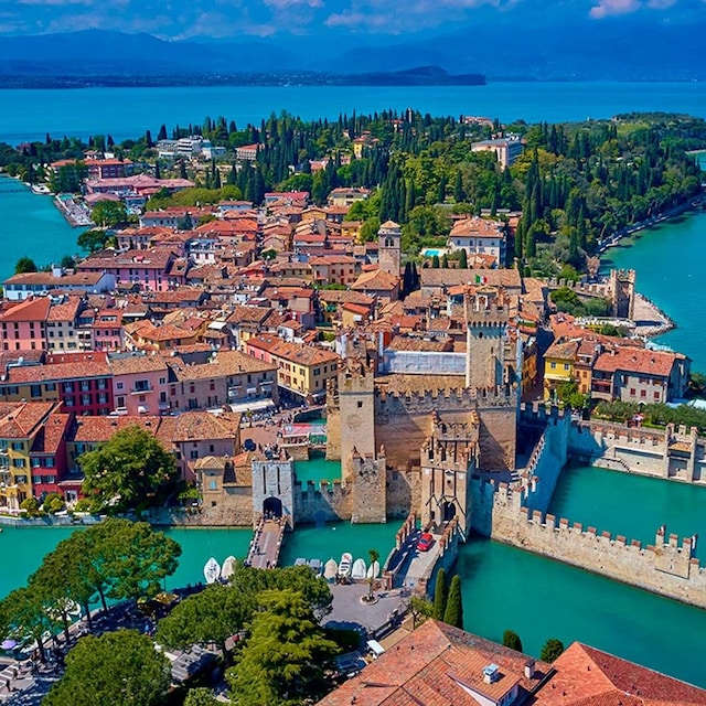 sirmione lombardia italia