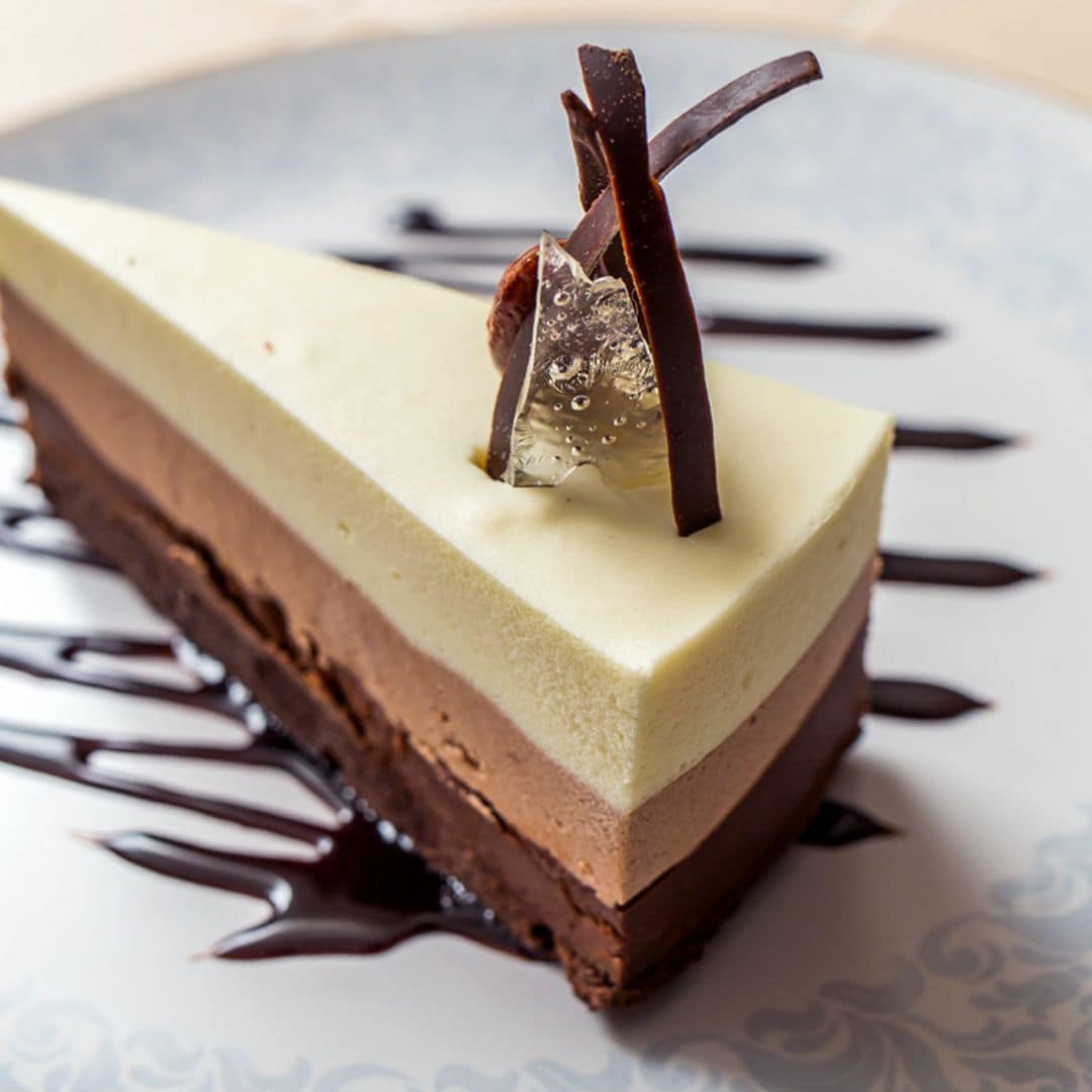 Tarta a los tres chocolates