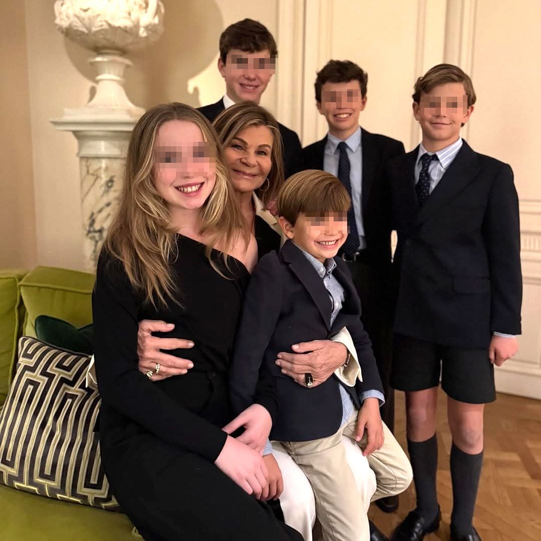 La triste Navidad de Cari Lapique sin su hija mayor ni su marido, pero rodeada del amor de sus 5 nietos