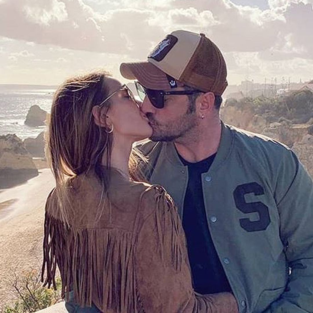 No hay duda, Yana Olina es el mejor talismán de un sonriente y exitoso David Bustamante
