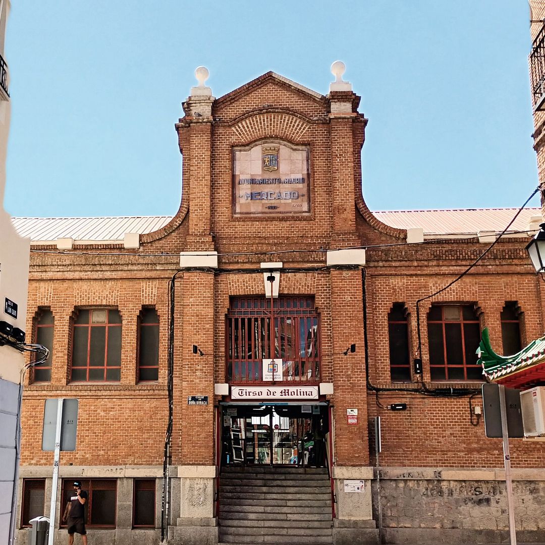 El mercado de Madrid que tiene casi 100 años y esconde un paraíso gastronómico