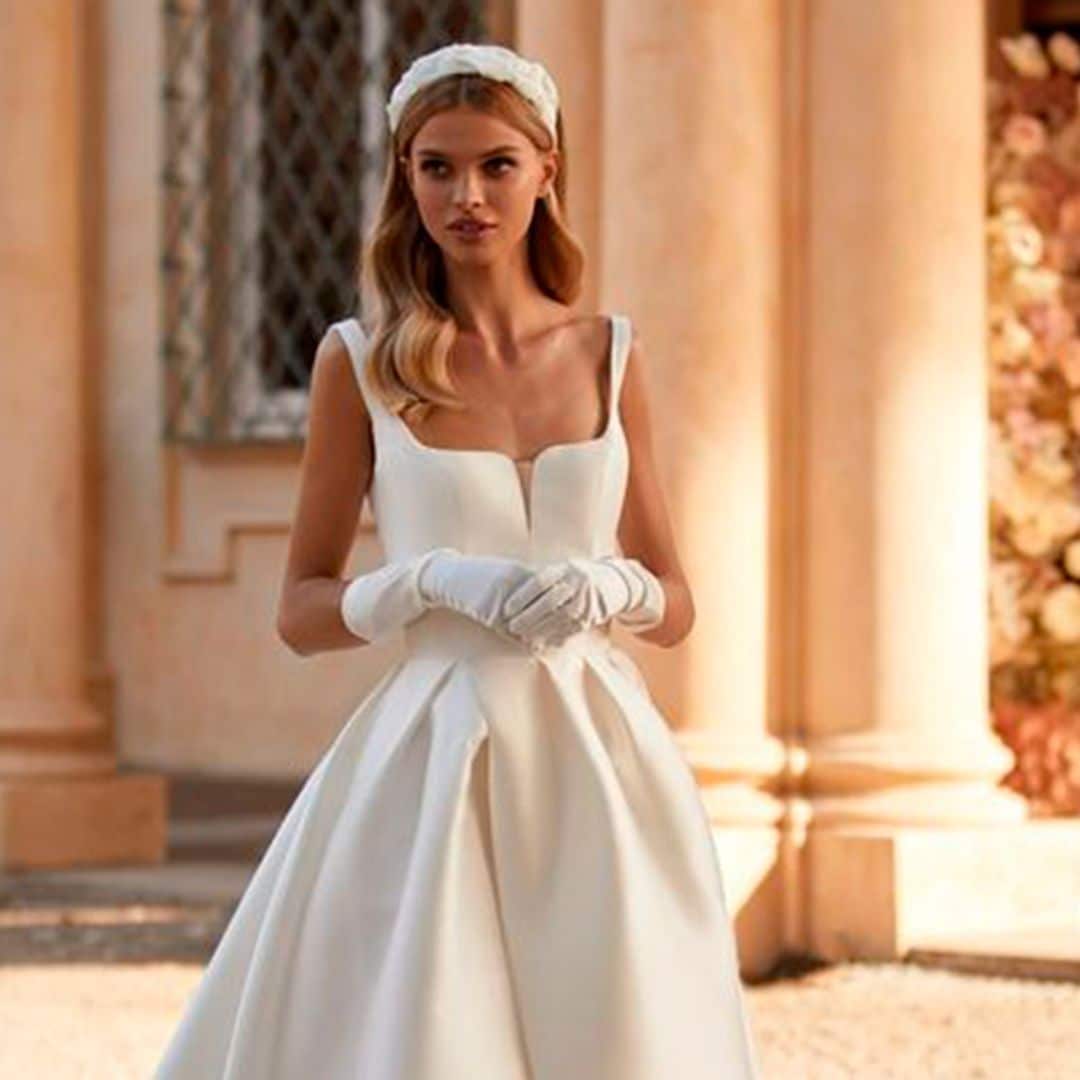 Cómo llevar los guantes según las novias más estilosas y las nuevas colecciones