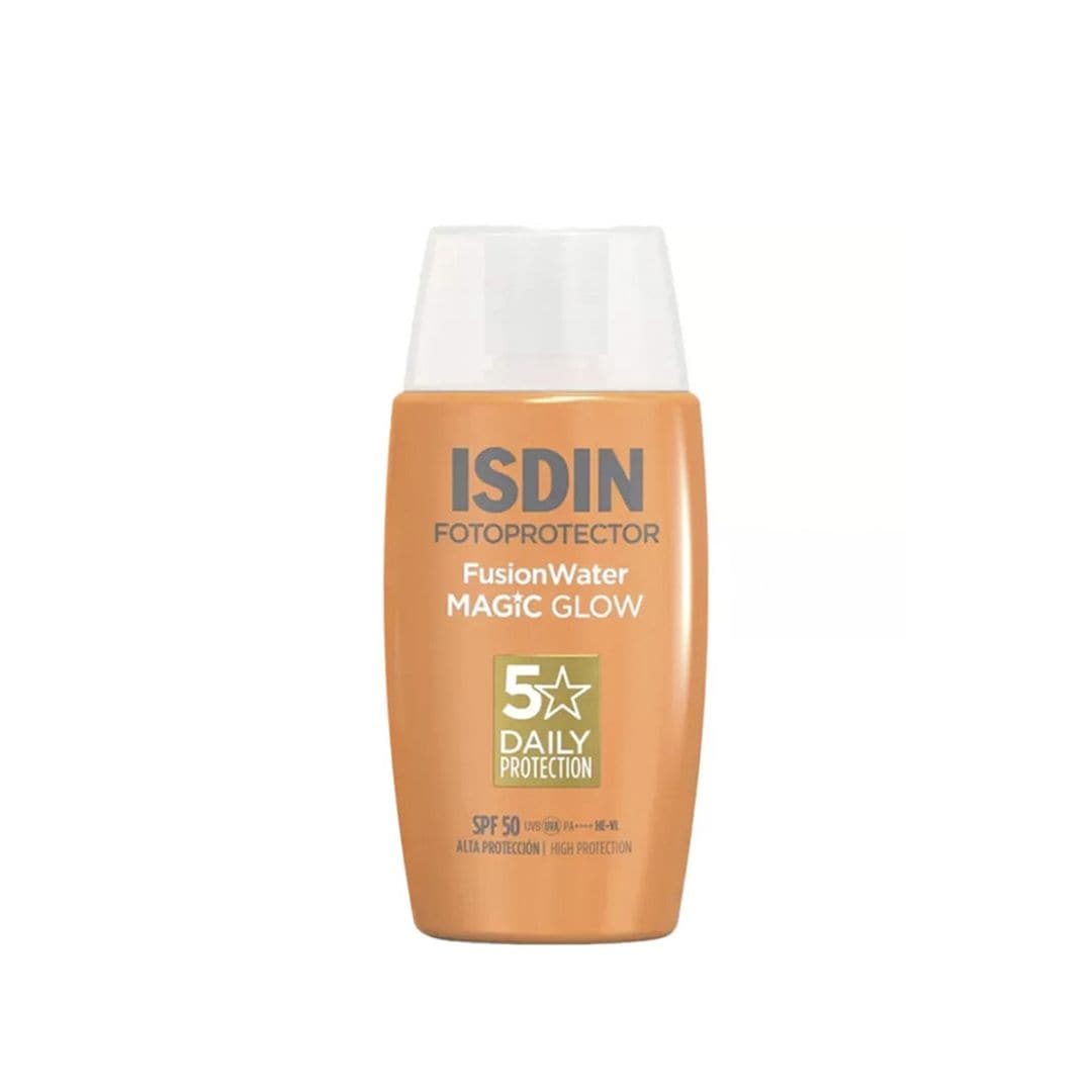 Fusion Water MAGIC GLOW SPF 50, de ISDIN (26,95 euros). Fórmula ultraligera de uso diario y efecto glow