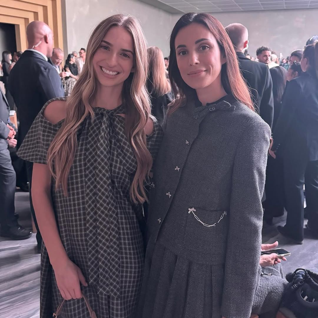 Talita von Fürstenberg y Sassa de Osma en el desfile de Dior en Paris Fashion Week