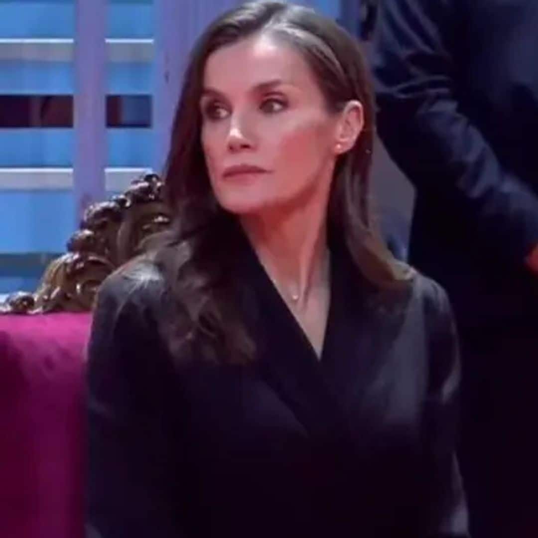 Los Reyes Felipe y Letizia arropan a las familias de las víctimas del accidente de tren de Adamuz en el funeral de Huelva