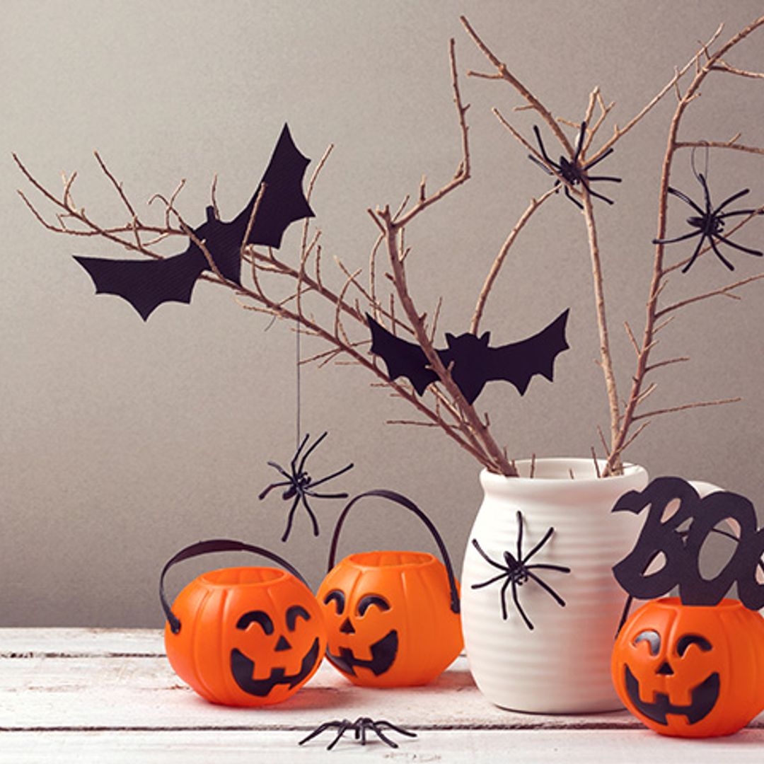 Manualidades para Halloween: ¿Cómo puedes decorar la mesa para una cena terrorífica?