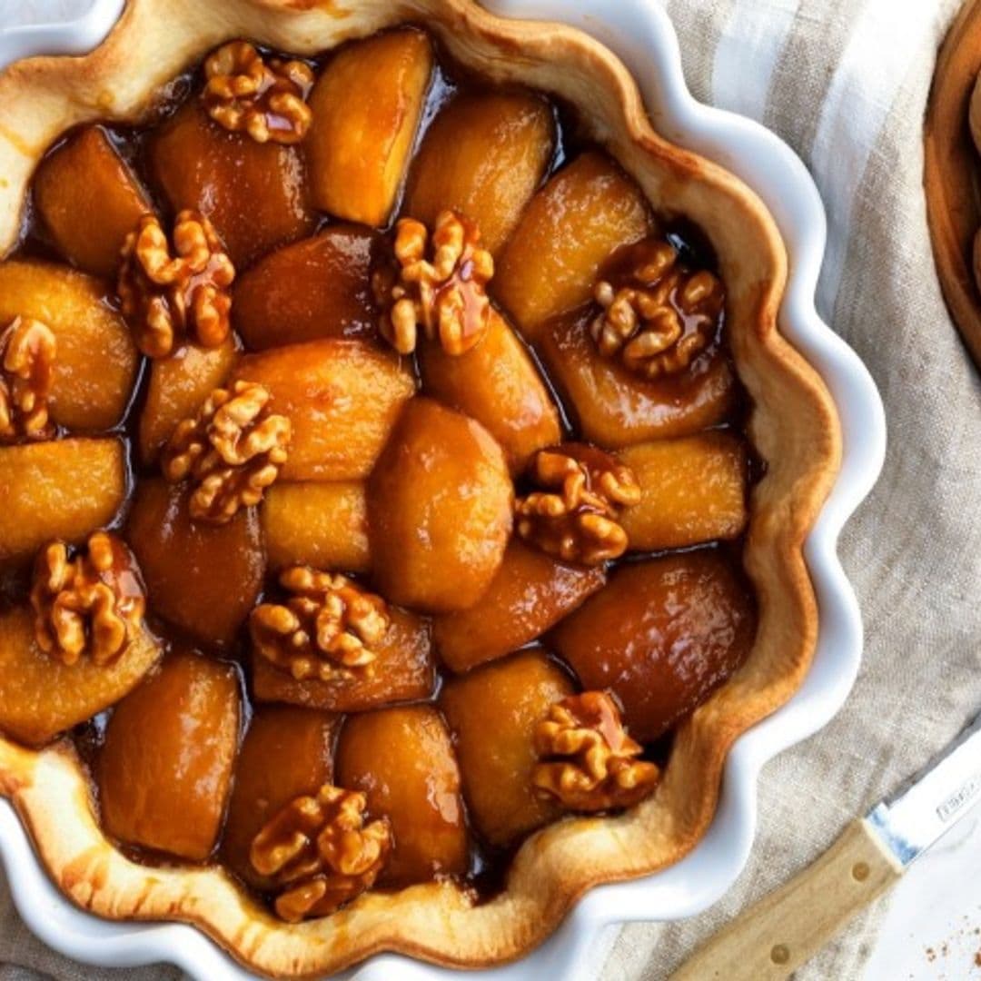 Tarta 'tatin' especiada con nueces