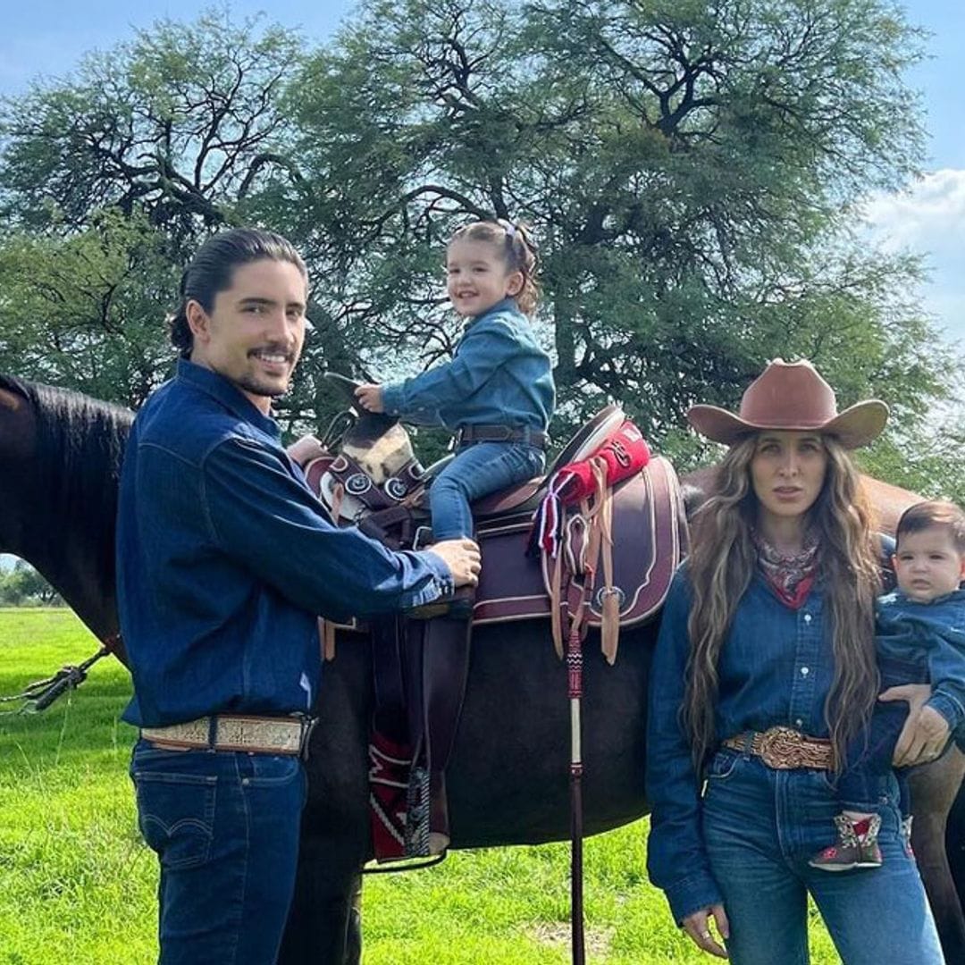Alex Fernández reaparece junto a su familia, tras su accidente en la nieve