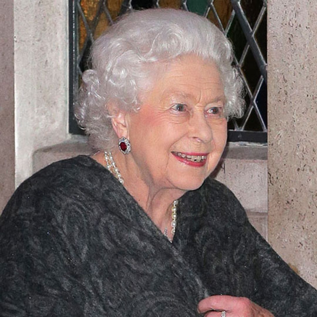 La reina Isabel, de celebración por Londres ¿y rindiendo homenaje a su hermana con su 'look'?