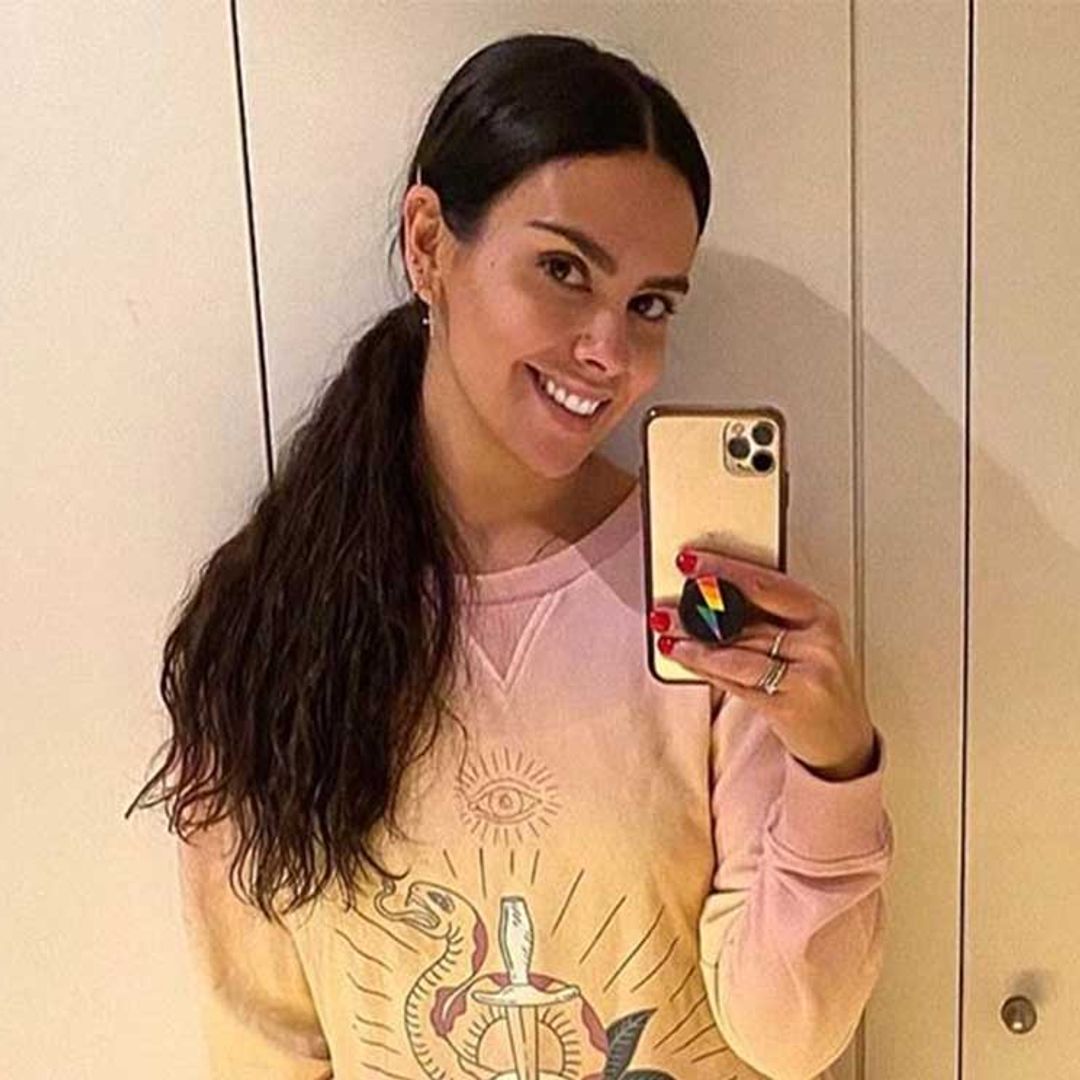 De la bañera a su pasillo-gimnasio: así es la casa de Cristina Pedroche
