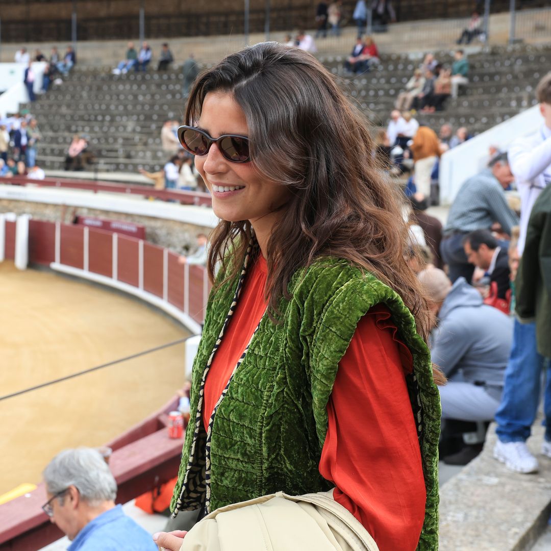 Tana Rivera no se esconde tras salir a la luz su romance con Roca Rey: sus primeras imágenes animándole en la plaza de toros
