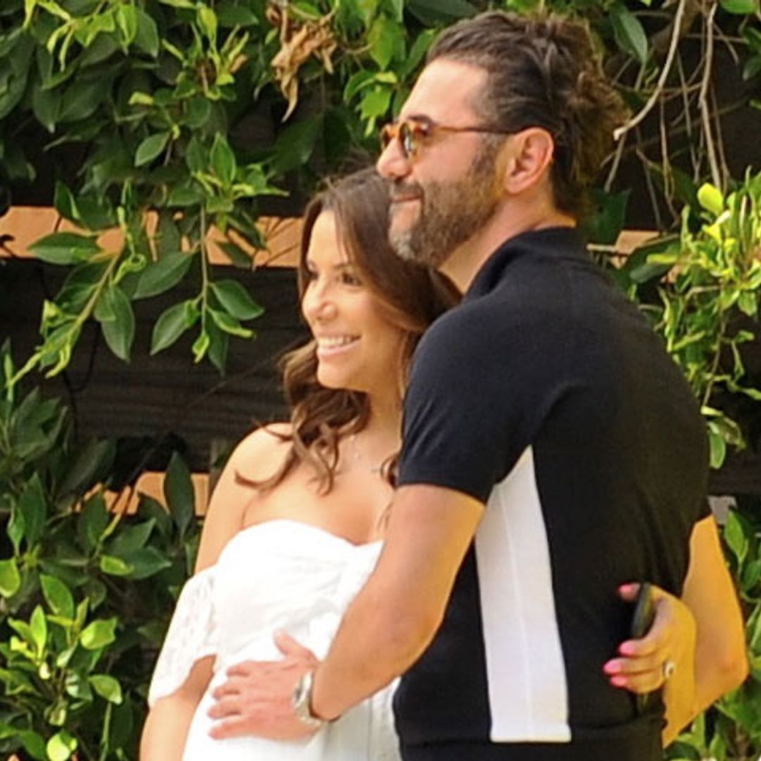 Eva Longoria celebra su 'baby shower' rodeada de flores y regalos