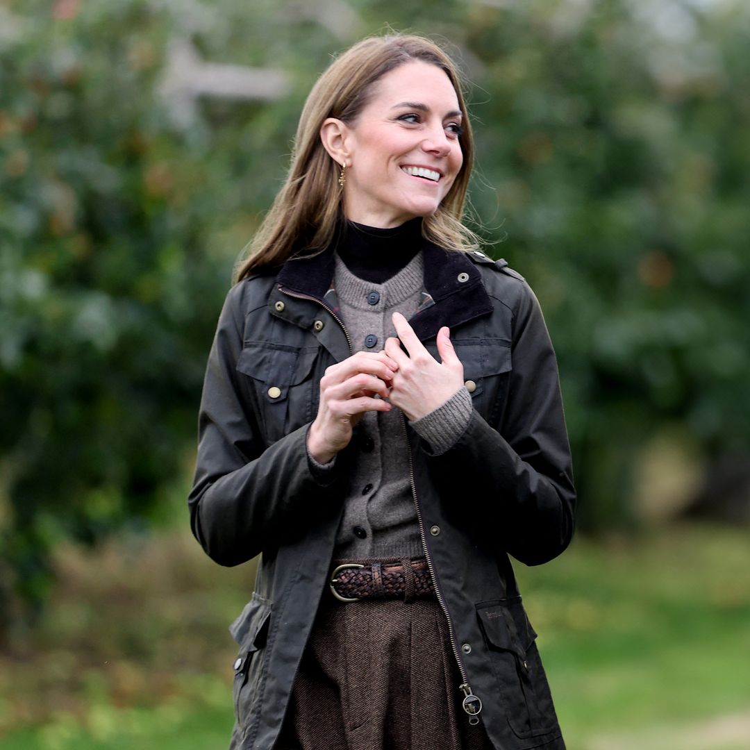 El irresistible estilo de invierno en Balmoral: abrigos, cuadros y el encanto ‘royal’ que marca tendencia cada año