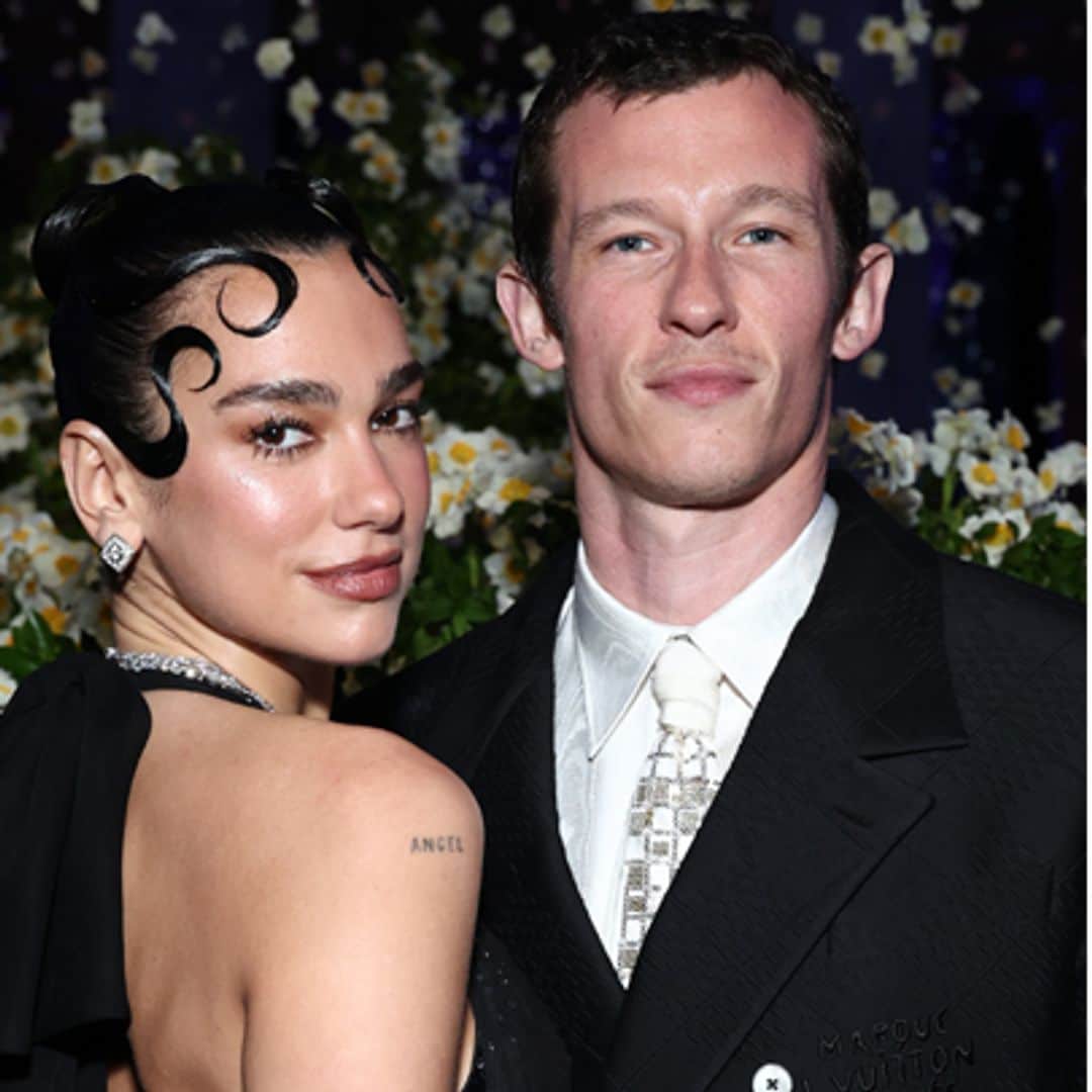 ​​Del compromiso de Dua Lipa al amor olímpico de Simone Biles: las parejas top de la alfombra