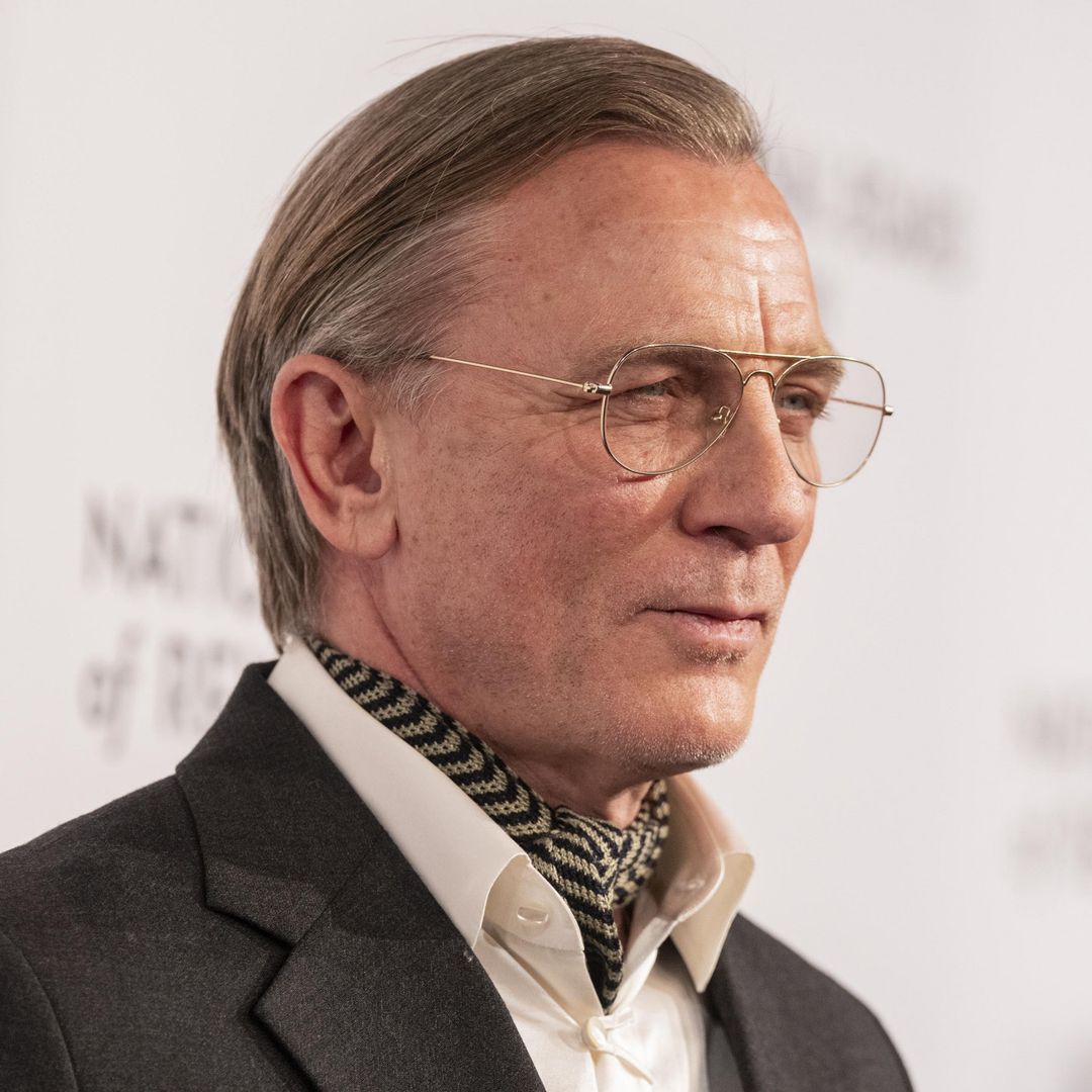  Daniel Craig