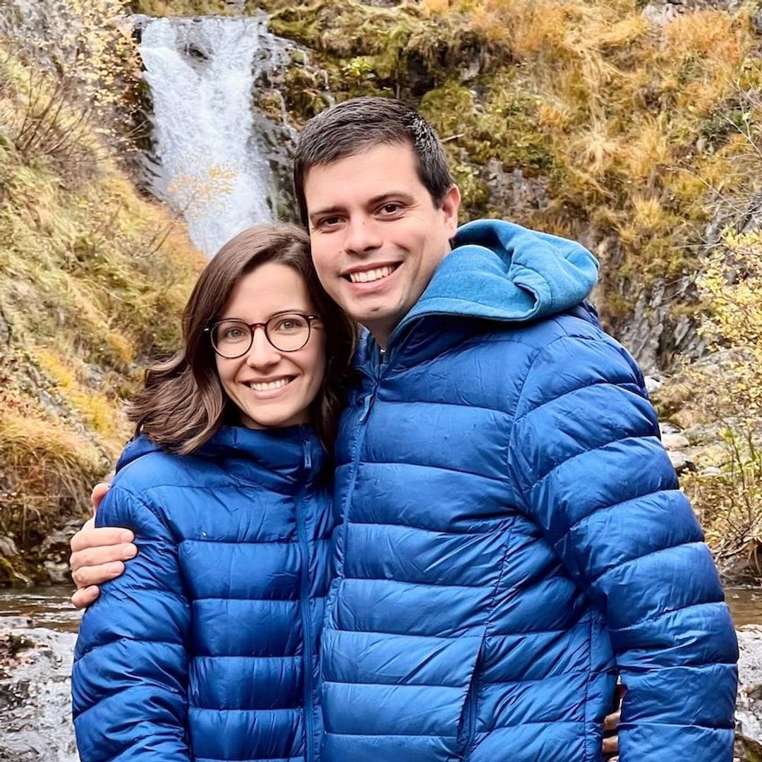 Anna y Pau, pareja con hiperactividad y tres hijos: ‘Los niños no saben que papá y mamá tienen TDAH’