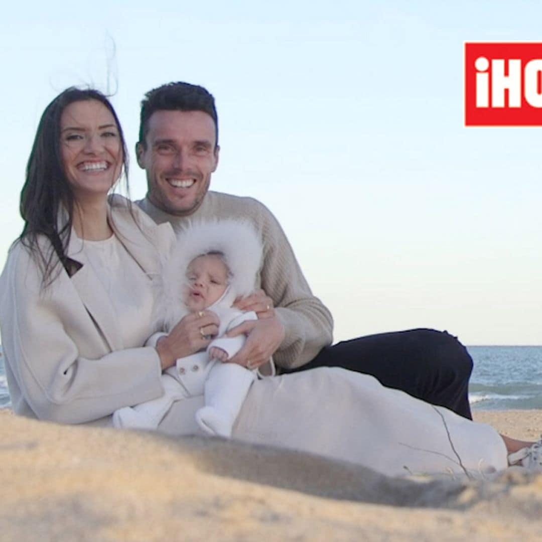 En ¡HOLA!, Roberto Bautista y Ana Bodí nos presentan a su primer hijo