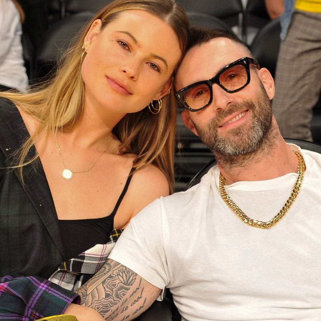 Adam Levine y Behati Prinsloo dan la bienvenida a su tercer hijo
