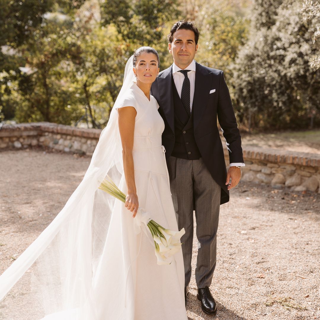 Cristina, la novia que se casó con un vestido de inspiración asiática en la Alhambra de Granada
