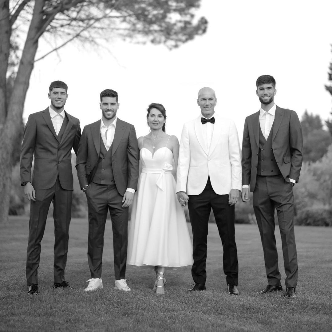 Zidane y Véronique vuelven a vestirse de novios para celebrar su 30 aniversario