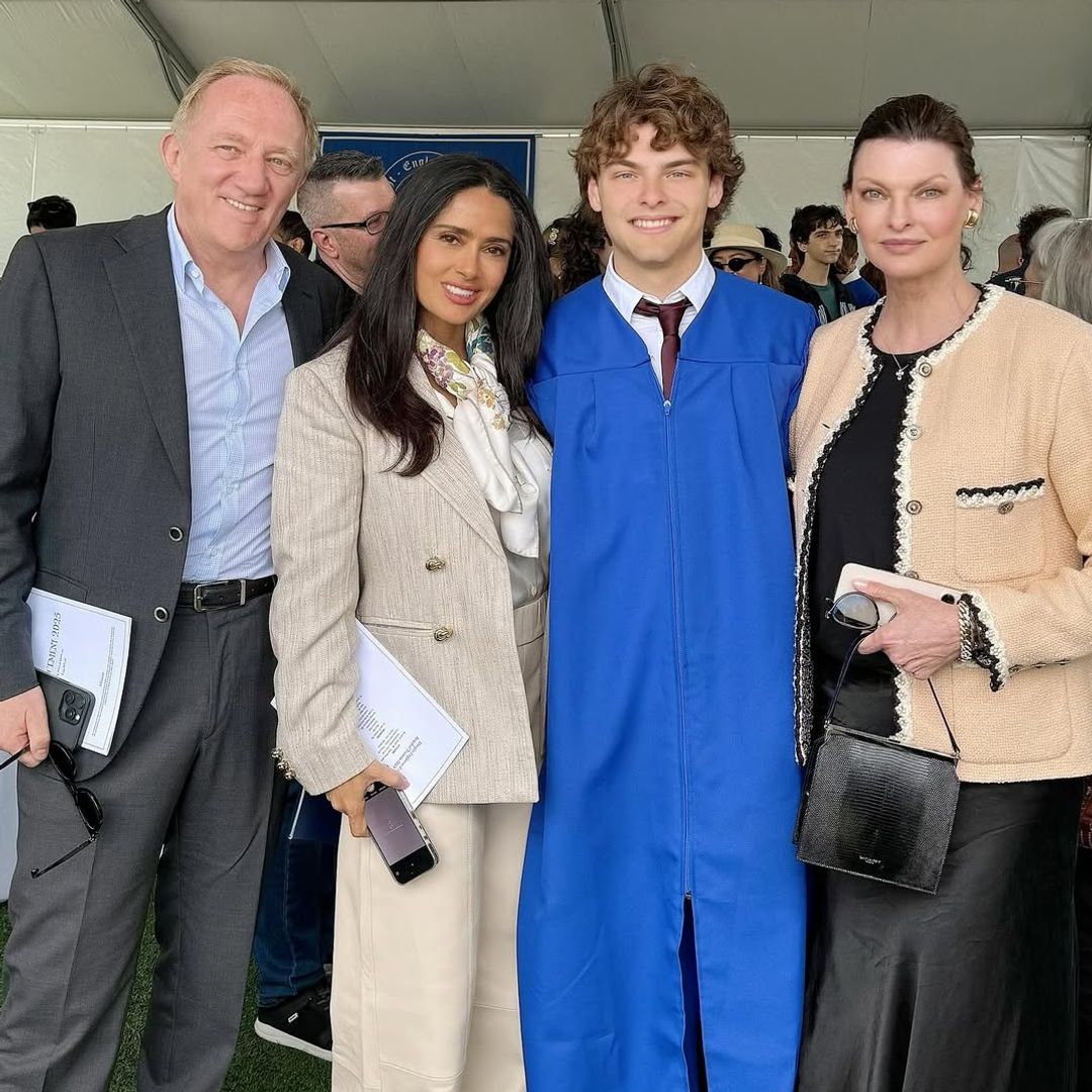 Salma Hayek y Linda Evangelista, unidas en la graduación del hijo de la supermodelo y Francois-Henri Pinault
