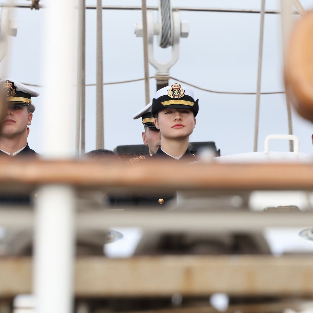 La princesa Leonor vive en el barco sin escoltas, con 8 chicas y 67 chicos