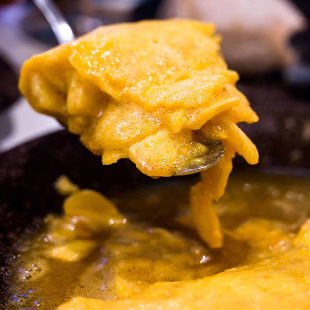 La mejor tortilla de patatas de la Comunidad Valenciana se cocina en una isla y es superjugosa
