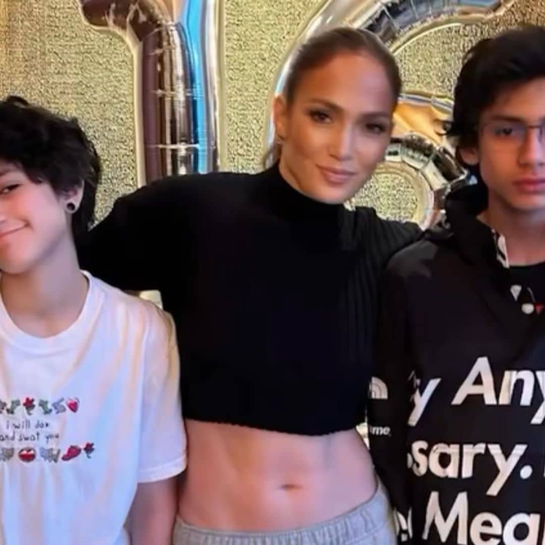 Jennifer Lopez viaja a Japón con sus hijos, Max y Emme, para celebrar su 16 cumpleaños