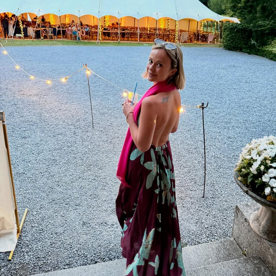 Amelia Windsor en una boda