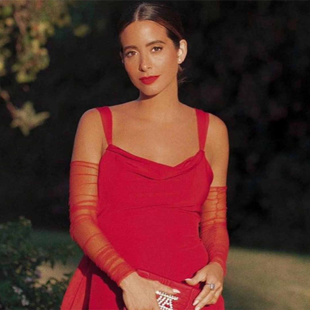 Inspírate en los looks más bonitos para ser la invitada de rojo