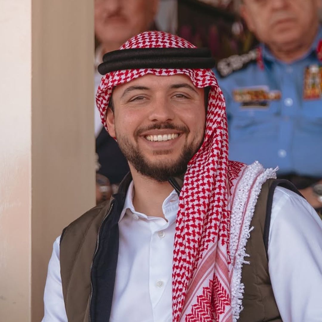 El príncipe Hussein de Jordania cumple 32 años: así es el futuro rey que conquista dentro y fuera de su país