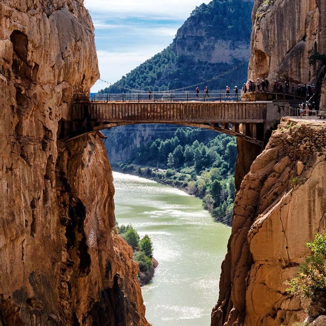 Todas las pistas que necesitas para hacer el vertiginoso Caminito del Rey