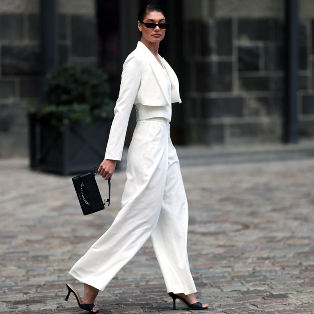 Nuestra estilista elige el look perfecto para cada zapato de esta primavera: bailarinas, 'mules', sandalias...