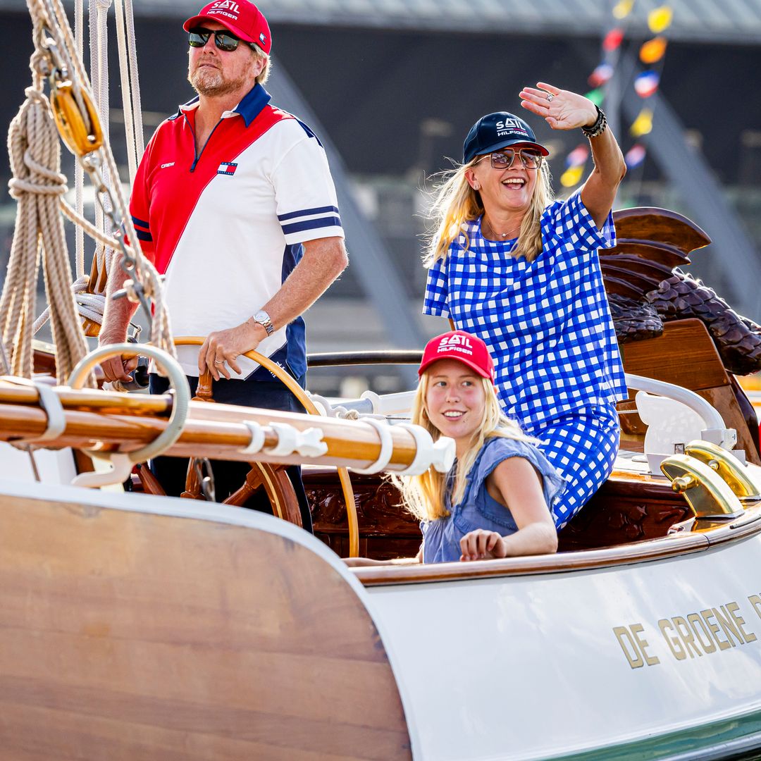 El rey Guillermo de Holanda reaparece por sorpresa con la princesa Mabel y su sobrina y desata una nueva incógnita