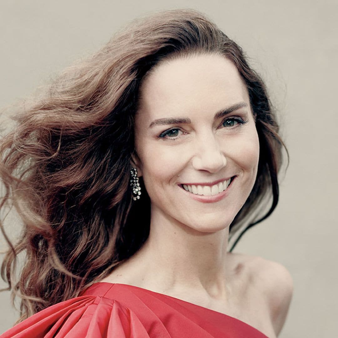 Todos los detalles detrás de los tres vestidos de Kate Middleton en los retratos de su 40 cumpleaños